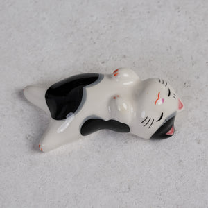 Tummy-Up Cat Chopstick Rest -Black