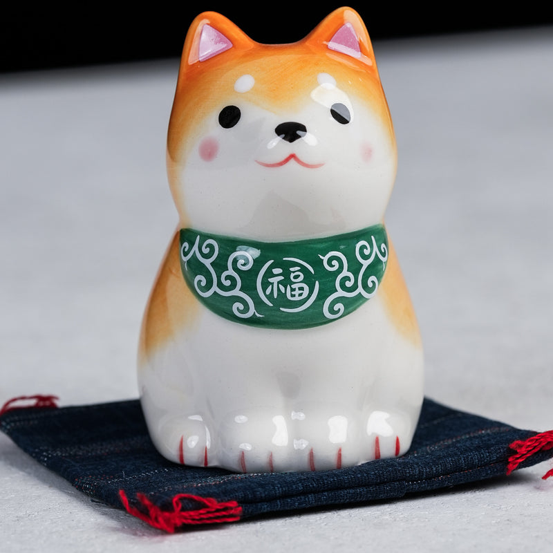 Shiba Inu Sitting Charm - Green Tie