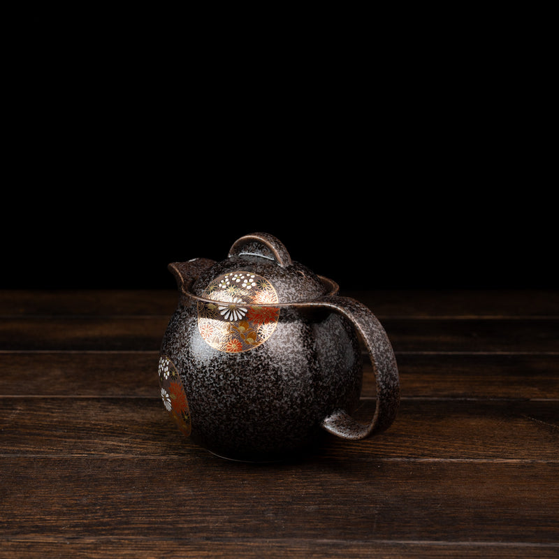 Round Gold Floral Pattern Tea Pot
