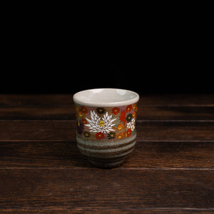 Gold Floral Pattern Tea Cup