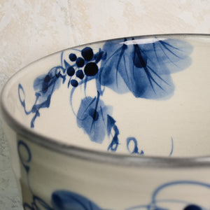 Hand-Painted Matcha Bowl Byaku - Mt. Grape Style