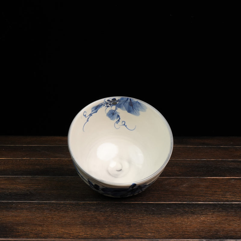 Hand-Painted Matcha Bowl Byaku - Mt. Grape Style