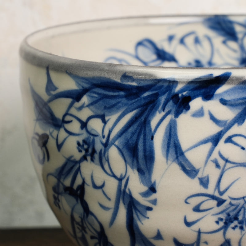 Hand-Painted Matcha Bowl Byaku - Sakura Style
