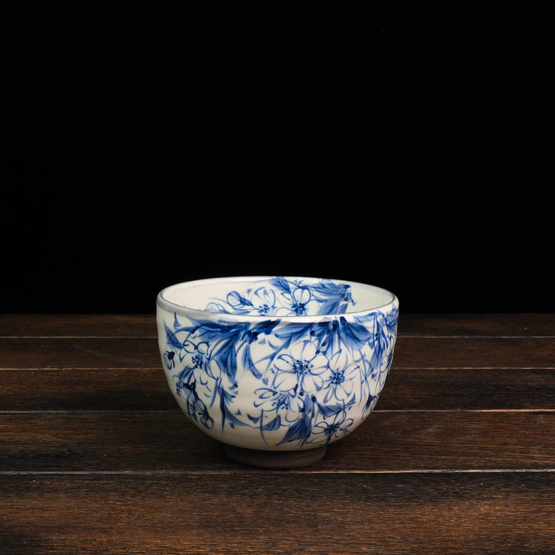 Hand-Painted Matcha Bowl Byaku - Sakura Style