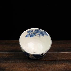 Hand-Painted Matcha Bowl Byaku - Strawberry Style