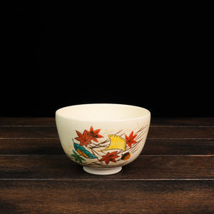 Iroe Treasure Hand-Painted Matcha Bowl of Ginkgo