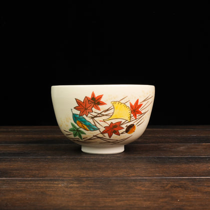 Iroe Treasure Hand-Painted Matcha Bowl of Ginkgo