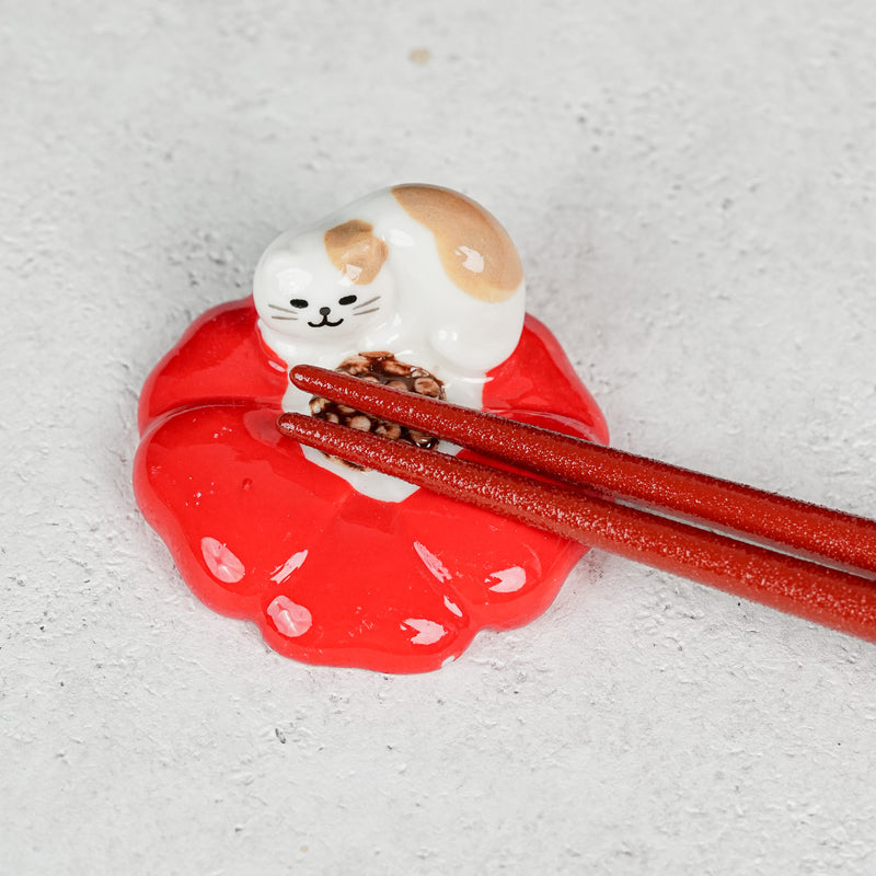 Hana Nyanko Chopstick Rest - Red Flower