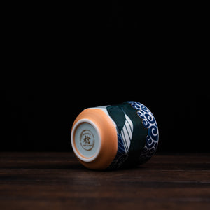 Shiranami Whale Octagon Yunomi Tea Cup