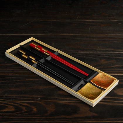 Gold Grid Chopstick with Rest Set (2 Pairs)