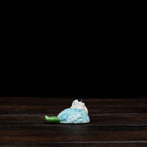 Hana Nyanko Chopstick Rest - Mini Blue Flower