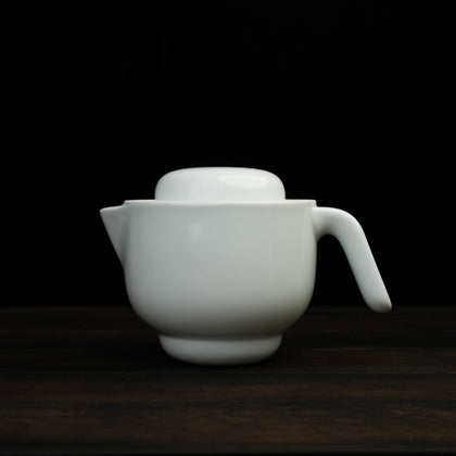 Pauline Deltour Tea Pot